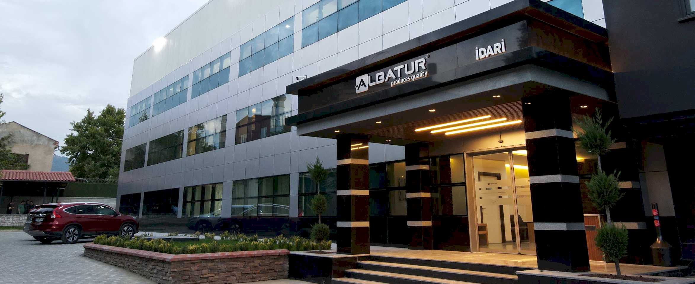 Albatur Hakkında